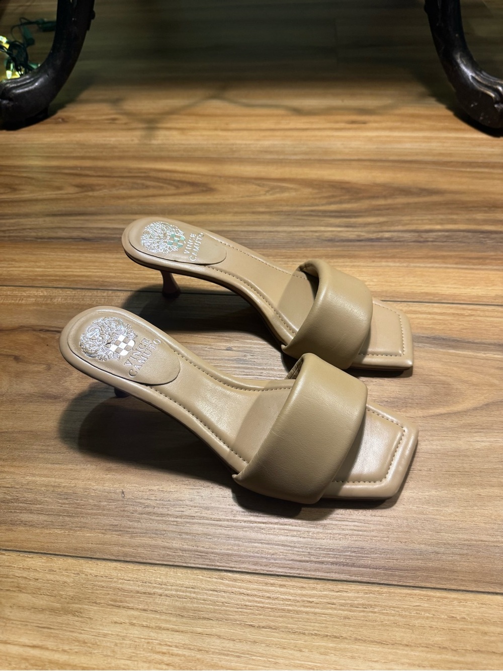 Vince Camuto Tan Slide Sandal Mules Size 8